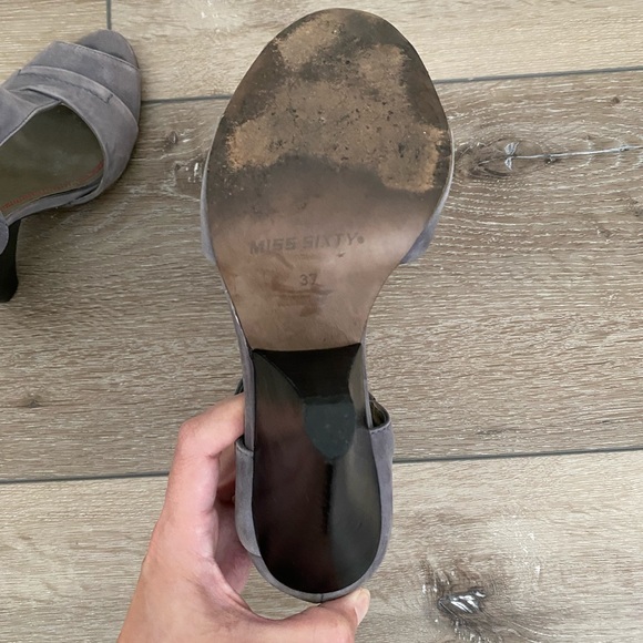 Grey / gray Miss Sixty cut out ankle booties with peep toe and triangle heels - Picture 6 of 7